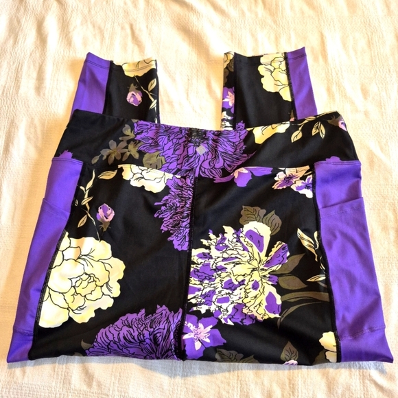 LuLaRoe Rise Brave line women's size 3X leggings black white purple floral NWT - Picture 7 of 8